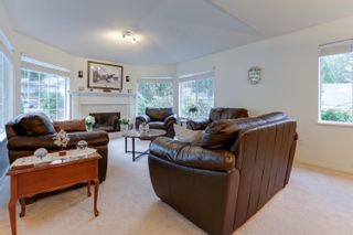 Photo 3: 11 BOULDERWOOD Place in Port Moody: Heritage Mountain House for sale : MLS®# R2746858