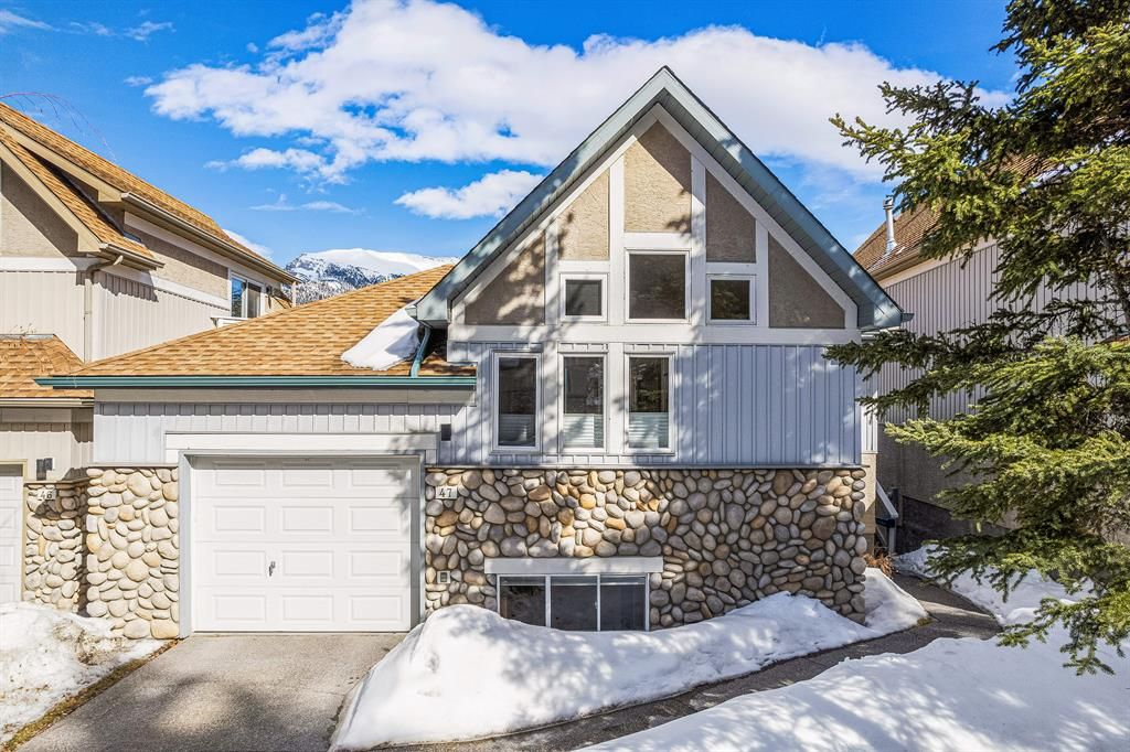 Main Photo: 47 127 Charles Carey: Canmore Row/Townhouse for sale : MLS®# A2041571