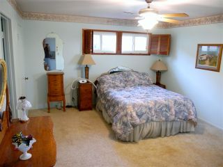 Photo 9: House for sale : 4 bedrooms : 7614 Beal St. in San Diego