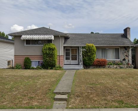 Main Photo: 5608 Manson Street in Vancouver: House 