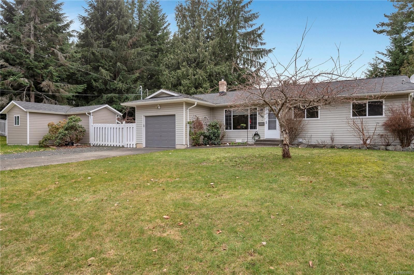 4199  Enquist Rd, Campbell River