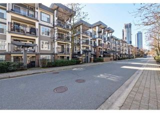 Photo 2: 407 4868 Brentwood Dr in Burnaby: Brentwood Park Condo for sale (Burnaby North)  : MLS®# R2446450