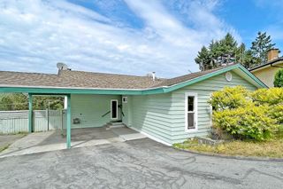 Photo 2: 171 EDWARD Crescent in Port Moody: Port Moody Centre House for sale : MLS®# R2610676