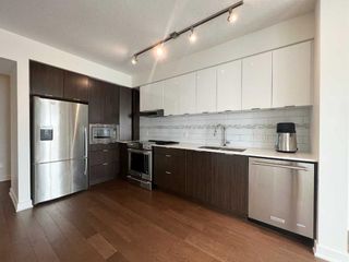 Photo 2: 1404 930 6 Avenue SW in Calgary: Downtown Commercial Core Apartment for sale : MLS®# A2115317