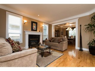Photo 3: 15338 28A Avenue in Surrey: King George Corridor House for sale (South Surrey White Rock)  : MLS®# R2284400