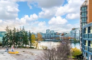 Photo 18: 609 33 SMITHE Street in Vancouver: Yaletown Condo for sale in "Cooper's Lookout 3" (Vancouver West)  : MLS®# R2835471