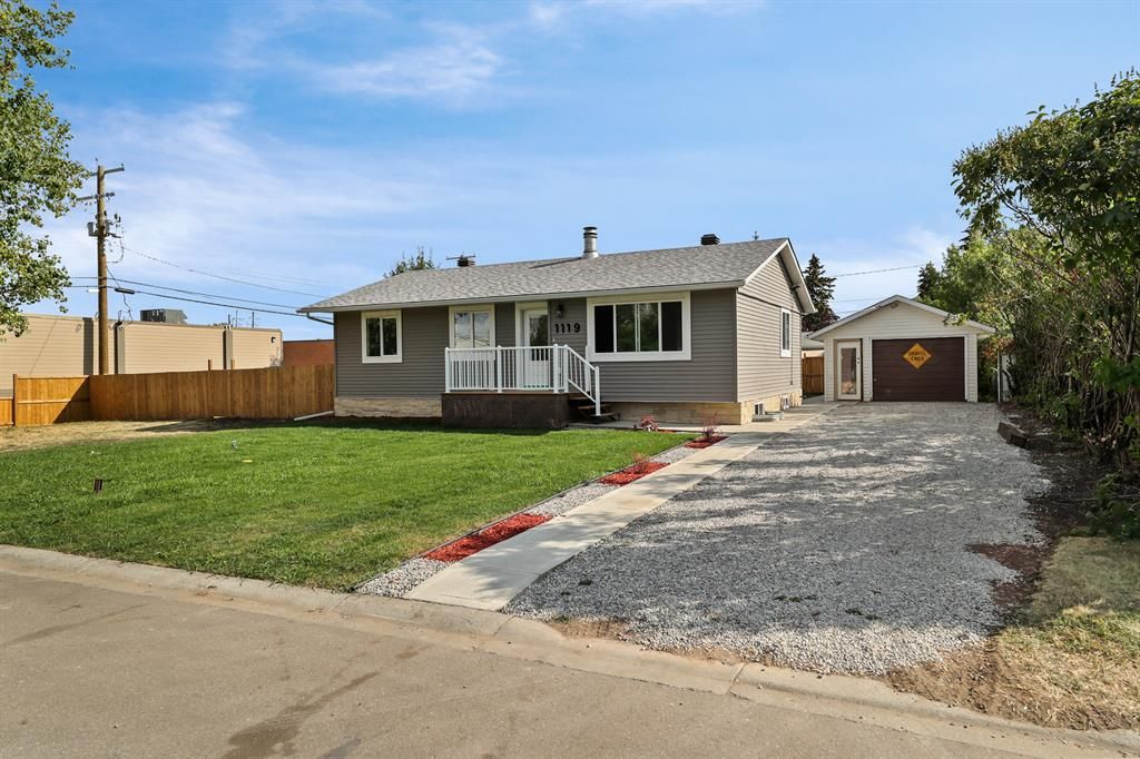 Main Photo: 1119 Grey Street: Carstairs Detached for sale : MLS®# A2001373