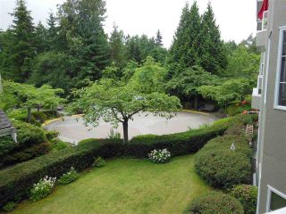 Photo 16: 205 2020 CEDAR VILLAGE Crescent in North Vancouver: Westlynn Condo for sale in "Kirkstone Gardens" : MLS®# R2281750
