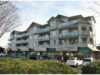 Photo 1: 205 6390 196TH Street in Langley: Willoughby Heights Condo for sale in "WillowGate" : MLS®# F1402984