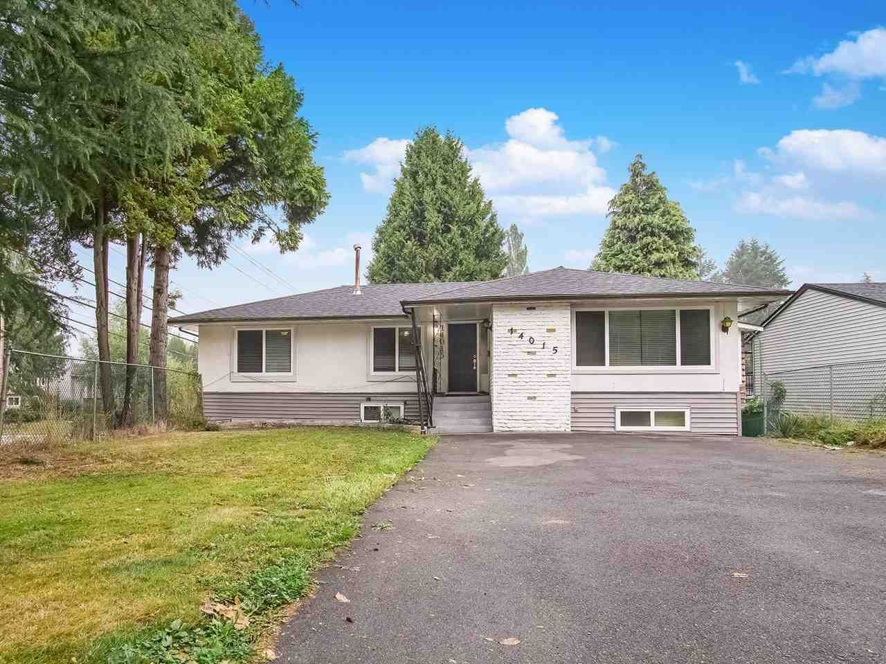 Main Photo: 14015 79A Avenue in Surrey: East Newton House for sale : MLS®# R2497382