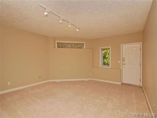 Photo 19: 4694 FIRBANK Lane in VICTORIA: SE Sunnymead House for sale (Saanich East)  : MLS®# 662954