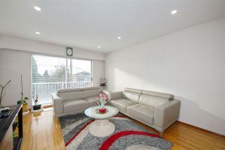 Photo 4: 235 E 62ND Avenue in Vancouver: South Vancouver House for sale (Vancouver East)  : MLS®# R2433374