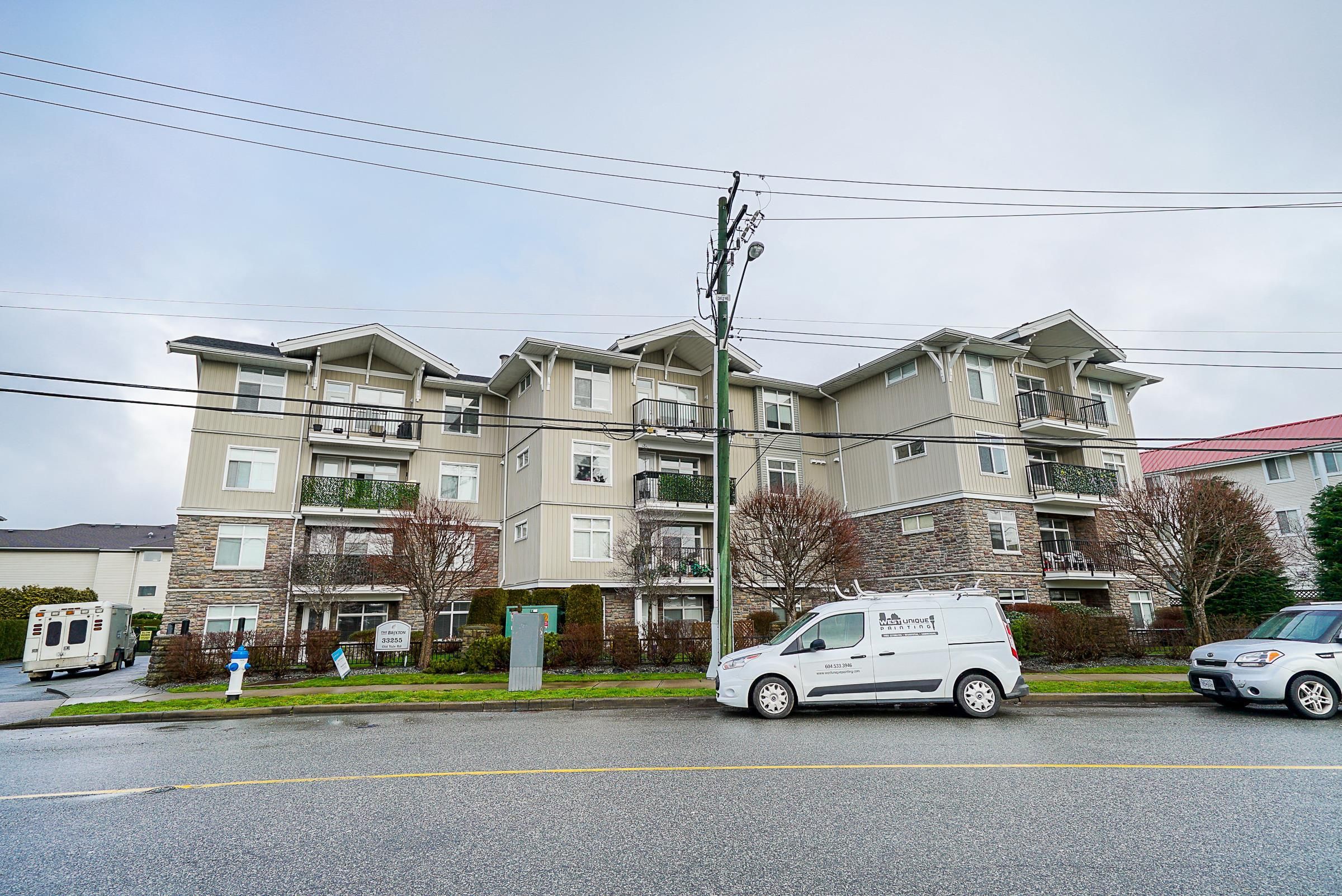 Main Photo: 111 33255 OLD YALE Road in Abbotsford: Central Abbotsford Condo for sale in "The Brixton" : MLS®# R2828406