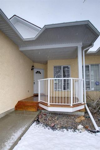 Photo 5: 6 Prominence View SW in Calgary: Patterson Semi Detached for sale : MLS®# A1196781
