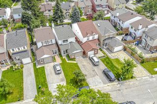 Photo 29: 39 Eagleview Crescent in Toronto: Steeles House (2-Storey) for sale (Toronto E05)  : MLS®# E8320720