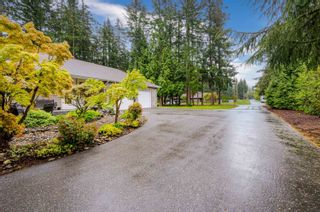 Photo 3: 20217 25 Avenue in Langley: Brookswood Langley House for sale in "Brookswood" : MLS®# R2731405