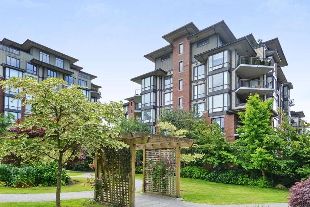 Photo 19: Photos: 104 1580 MARTIN Street: White Rock Condo for sale in "Sussex House" (South Surrey White Rock)  : MLS®# R2281192