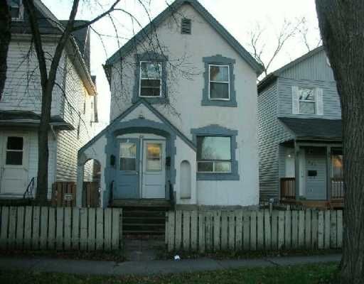 Main Photo: 388 St. John's Ave in Winnipeg: Residential for sale : MLS®# 2901309