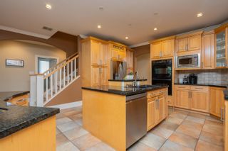 Photo 11: 1688 KEYSTONE Place in Coquitlam: Westwood Plateau House for sale : MLS®# R2716094