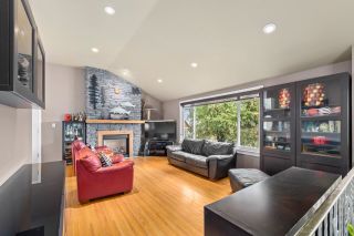Photo 2: 1039 WESTMOUNT Drive in Port Moody: College Park PM House for sale : MLS®# R2862598
