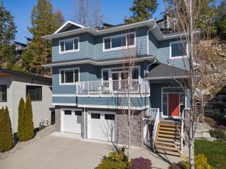 Main Photo: 41150 ROCKRIDGE Place in Squamish: Tantalus House for sale : MLS®# R2883399