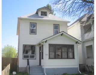 Photo 1: 569 COLLEGE Avenue in WINNIPEG: North End Residential for sale (North West Winnipeg)  : MLS®# 2916453