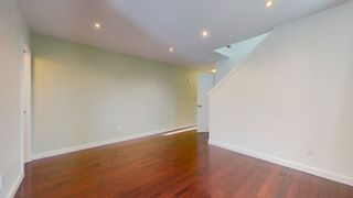 Photo 4: 10611 68 Avenue in Edmonton: Zone 15 House Half Duplex for sale : MLS®# E4273114
