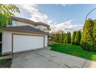 Photo 2: 12421 228 Street in Maple Ridge: House for sale
