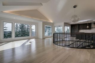 Photo 4: 24 Signal Hill Way SW in Calgary: Signal Hill Detached for sale : MLS®# A1197062