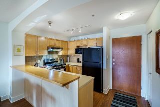 Photo 3: 308 2338 WESTERN Parkway in Vancouver: University VW Condo for sale in "WINSLOW COMMONS" (Vancouver West)  : MLS®# R2630002