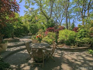 Photo 13: 951 Falmouth Rd in VICTORIA: SE Quadra House for sale (Saanich East)  : MLS®# 700520