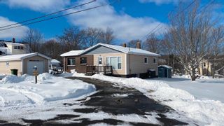 Photo 1: 28 High Street in Plymouth: 108-Rural Pictou County Residential for sale (Northern Region)  : MLS®# 202203095