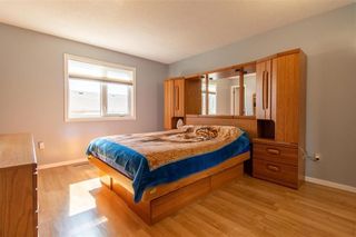 Photo 14: 73 Skowron Crescent in Winnipeg: Kildonan Estates Residential for sale (3J)  : MLS®# 202209275