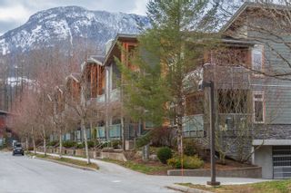 Main Photo: 105 40147 GOVERNMENT Road in Squamish: Garibaldi Estates Condo for sale : MLS®# R2864456