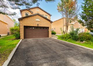 Main Photo: 191 Billings Crescent in Newmarket: Bristol-London House (2-Storey) for sale : MLS®# N7002332
