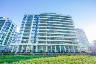 Photo 2: 701 1688 PULLMAN PORTER Street in Vancouver: Mount Pleasant VE Condo for sale in "NAVIO AT THE CREEK (SOUTH)" (Vancouver East)  : MLS®# R2532164