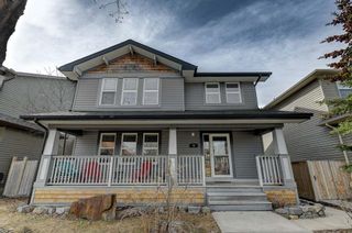 Photo 1: 76 Prestwick Manor SE in Calgary: McKenzie Towne Detached for sale : MLS®# A2043819