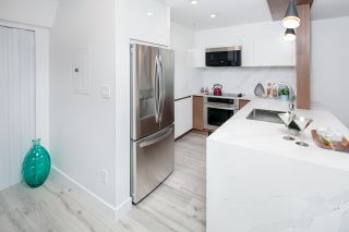 Photo 10: 102 755 W 15TH Avenue in Vancouver: Fairview VW Condo for sale (Vancouver West)  : MLS®# R2434028