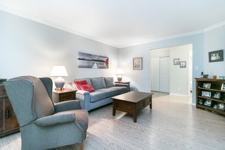 Photo 9: 103 15317 THRIFT Avenue: White Rock Condo for sale in "THE NOTTINGHAM" (South Surrey White Rock)  : MLS®# R2703100