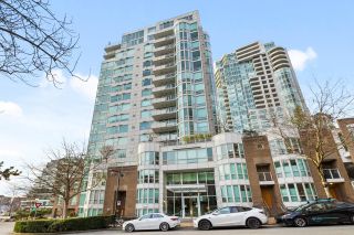 Photo 32: 702 1501 HOWE Street in Vancouver: Yaletown Condo for sale in "888 Beach" (Vancouver West)  : MLS®# R2850055