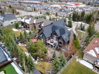 Photo 3: 9022 9 Avenue SW in Calgary: West Springs Detached for sale : MLS®# A1216328