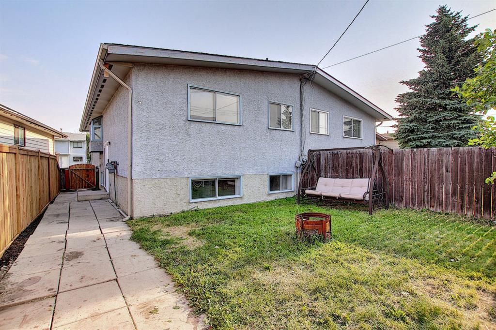 Photo 45: Photos: 17 DOVERVILLE Way SE in Calgary: Dover Semi Detached for sale : MLS®# A1132278