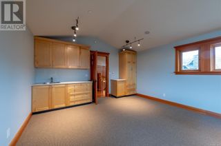 Photo 32: 4556 Gordon Point Dr in Saanich: House for sale : MLS®# 953263