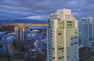Photo 16: 2208 1723 ALBERNI Street in Vancouver: West End VW Condo for sale in "THE PARK" (Vancouver West)  : MLS®# R2139408