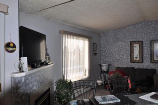 Photo 5: 302 2302 Valleyview Park SE in Calgary: Dover Apartment for sale : MLS®# A2020048