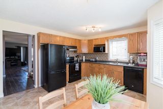 Photo 10: 236 Fernbank Avenue in Winnipeg: Riverbend Residential for sale (4E)  : MLS®# 202111424