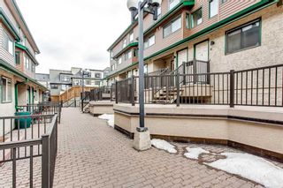 Photo 1: 18 2400 15 Street SW in Calgary: Bankview Row/Townhouse for sale : MLS®# A2122434