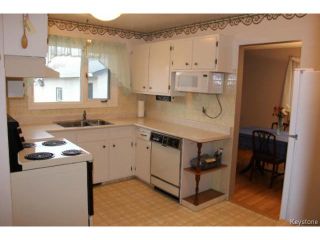 Photo 2: 695 Elmhurst Road in WINNIPEG: Charleswood Residential for sale (South Winnipeg)  : MLS®# 1410875