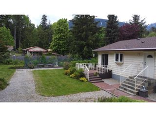 Photo 41: 1630 DUTHIE STREET in Kaslo: House for sale : MLS®# 2475542