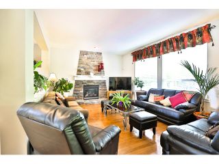 Photo 3: 3383 145A Street in Surrey: Elgin Chantrell House for sale in "Sandpiper Crescent" (South Surrey White Rock)  : MLS®# F1450330